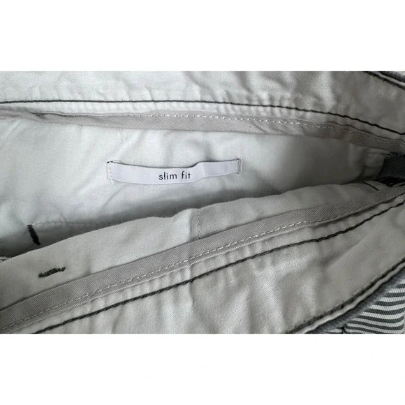 Calvin Klein Slim‎ Fit Shorts Striped Casual Walking Shorts Size 34 - Picture 4 of 9